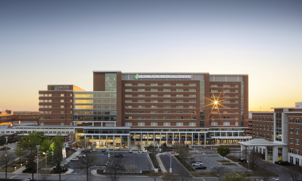 Lexington medical center at dusk with clear skies, a notable addition to the ENR Southeast and Vondace Contracting Projects.