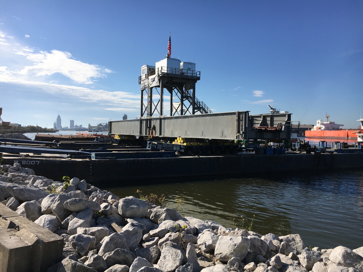 Swing span on barge to float out 
