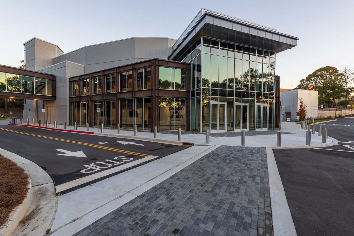 rickholliday.com/copyright

2020, Architecture, Atlanta, B&G, Vondace Contracting, Fall, Holliday Photography, Rick Holliday, rickholliday.com

2020, Architecture, Atlanta, B&G, Vondace Contracting, Fall, Holliday Photography, Rick Holliday, rickholliday.com