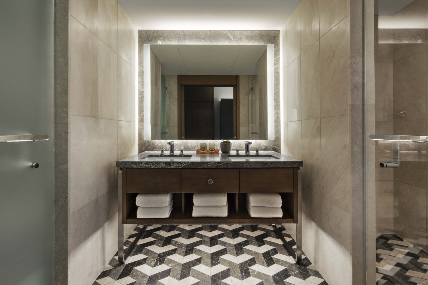 When sharing externally, all image credits should go to Eric Laignel.