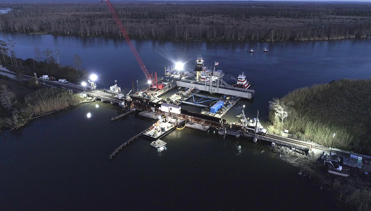 Float in of swing span on barges to replace existing span / Ashton - Header Image for sector page and Image for main expertise page.